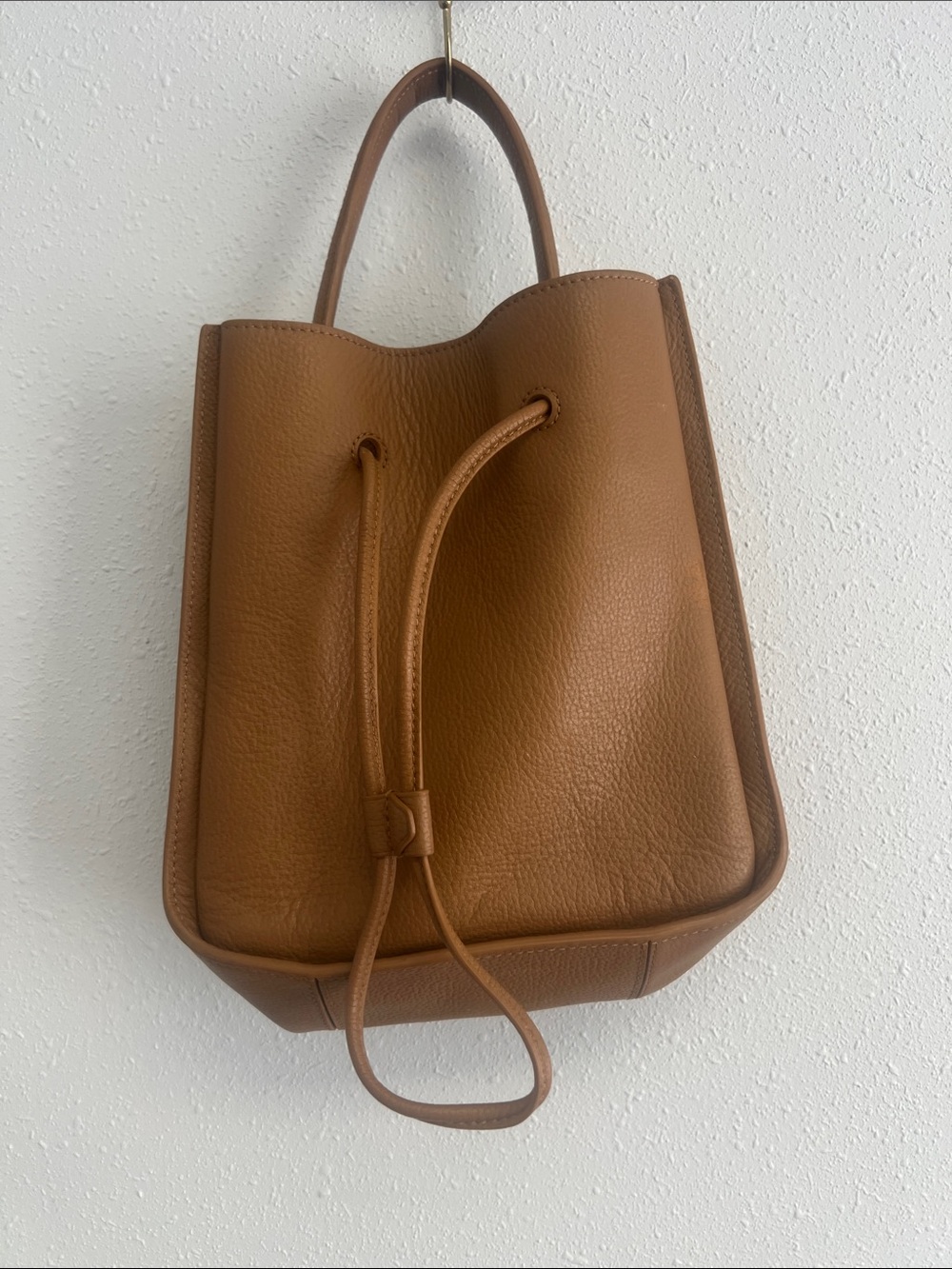 3.1 Phillip Lim Tan Leather. Soleil Bucket bag Drawstring Shoulder Bag - Picture 1 of 4